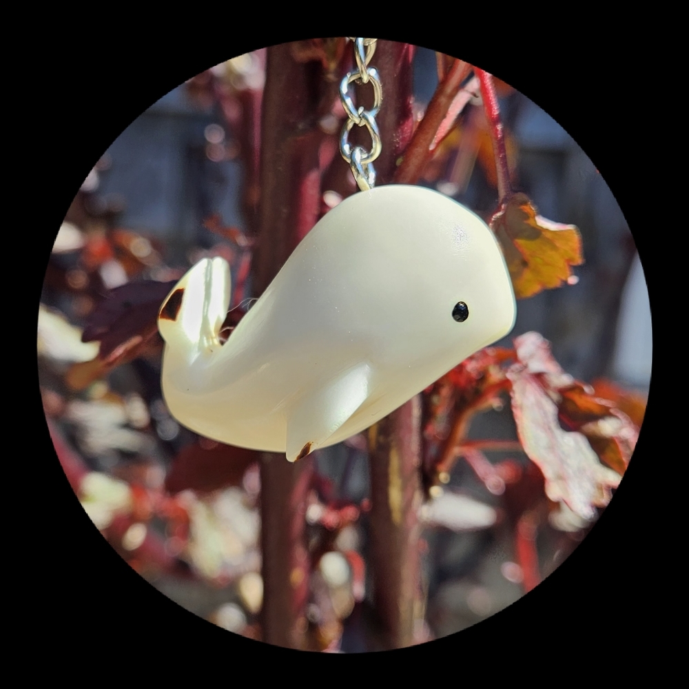 Handmade Whale Tagua keychain